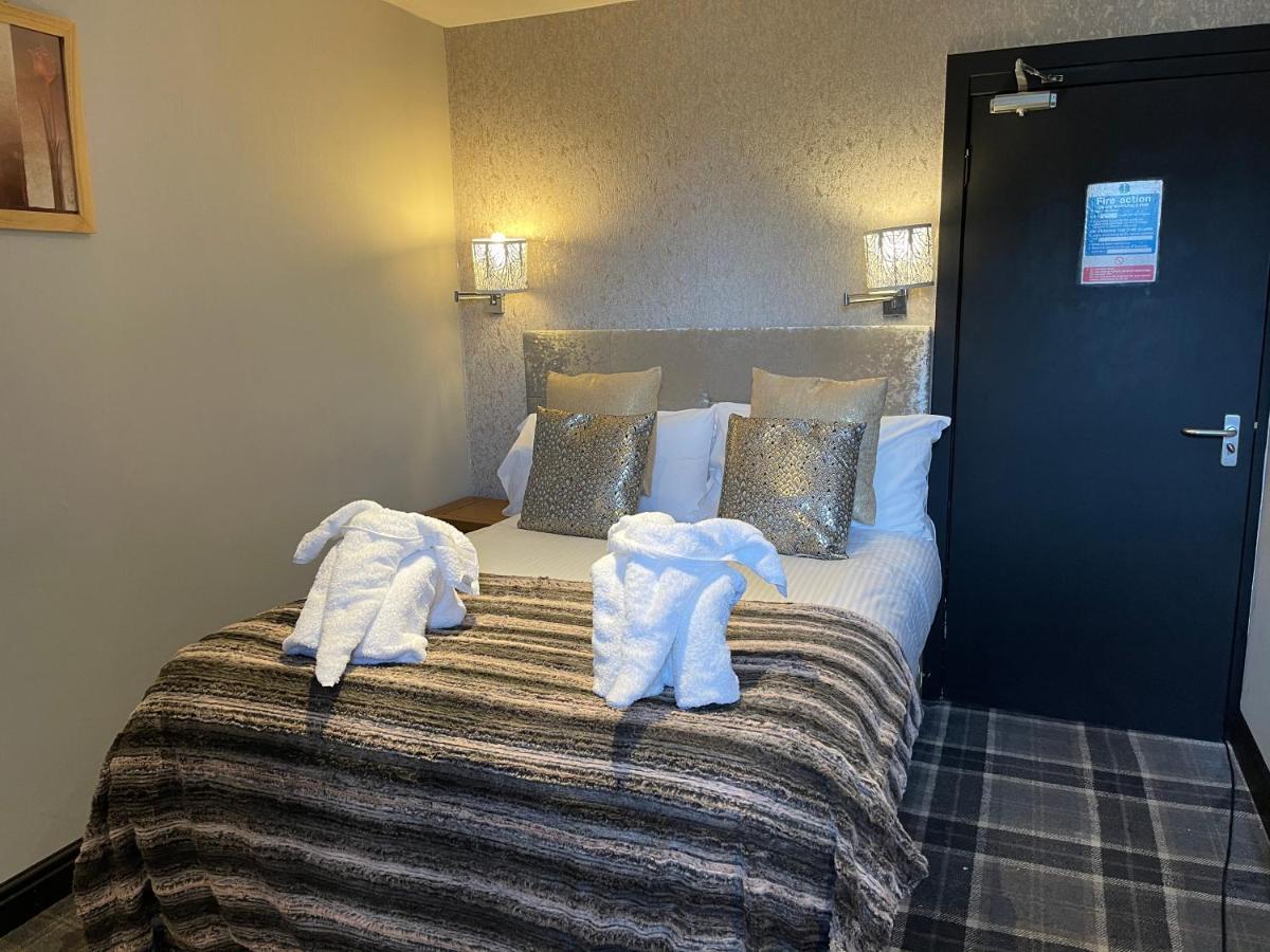 The Albert Inn Nairn Eksteriør billede